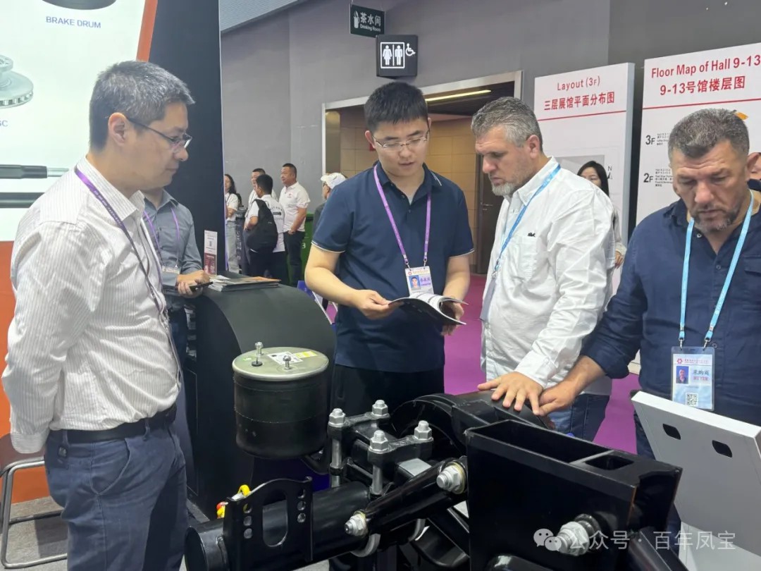 积极应对关税挑战 精准布局新兴市场——荣耀体育在线注册_荣耀体育（中国）重科参加137届广交会