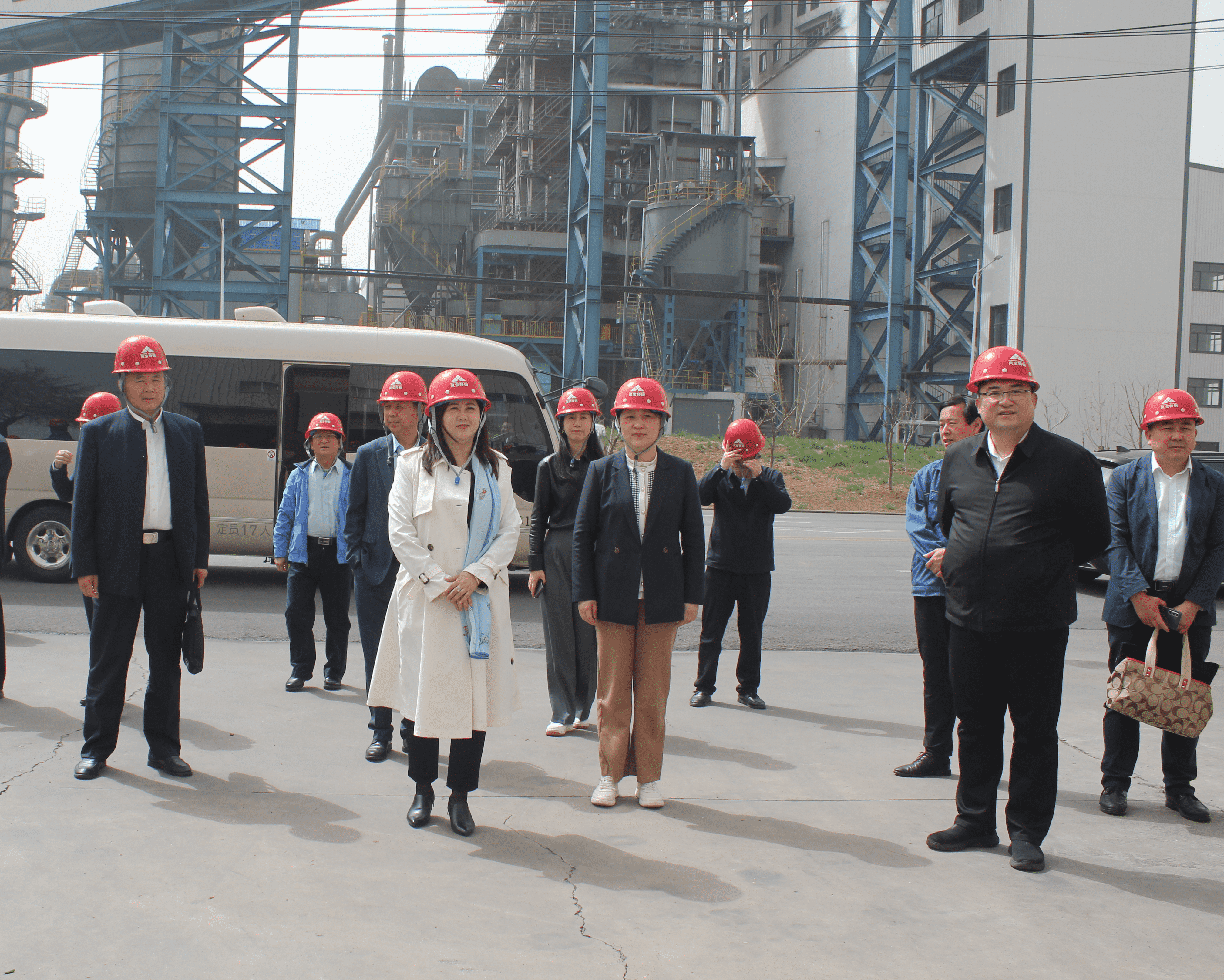 珠海华科大校友会考察团莅临荣耀体育在线注册_荣耀体育(中国)集团考察